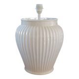 Creamy white table lamp