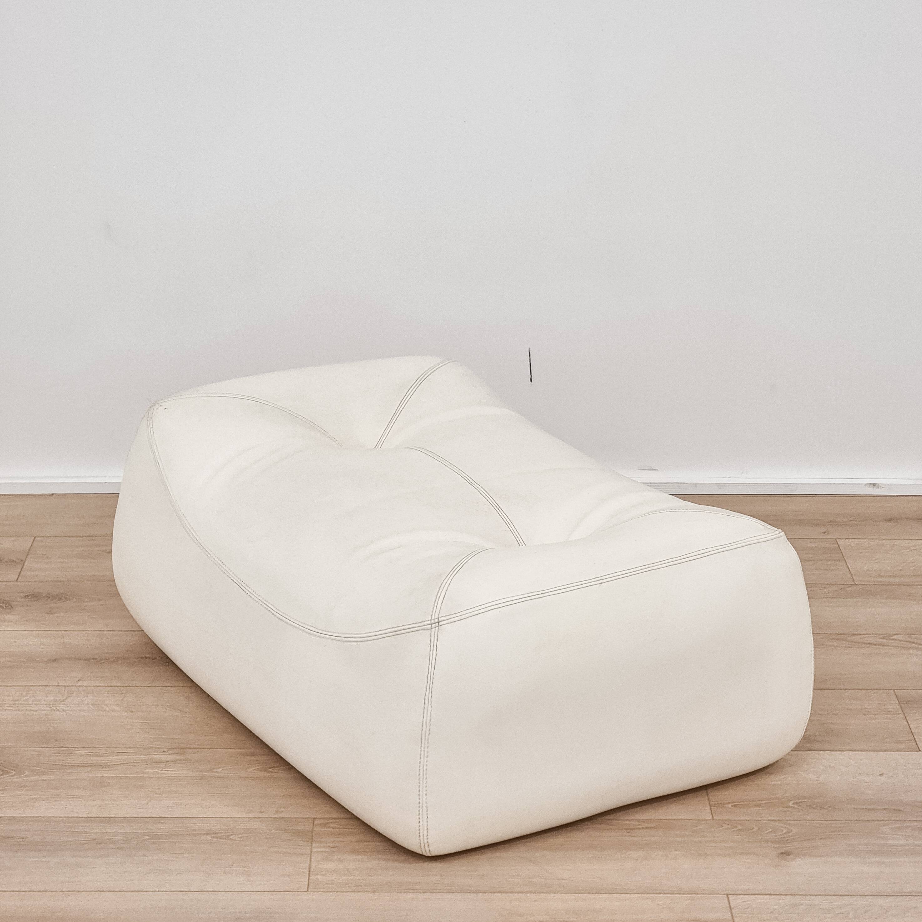 Ensemble de canapé et pouf Kali design Michel Ducaroy 1970