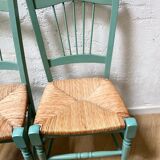 Set of 2 wooden chairs