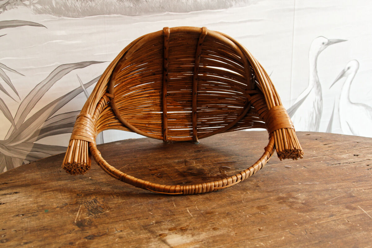 Rattan fruit basket