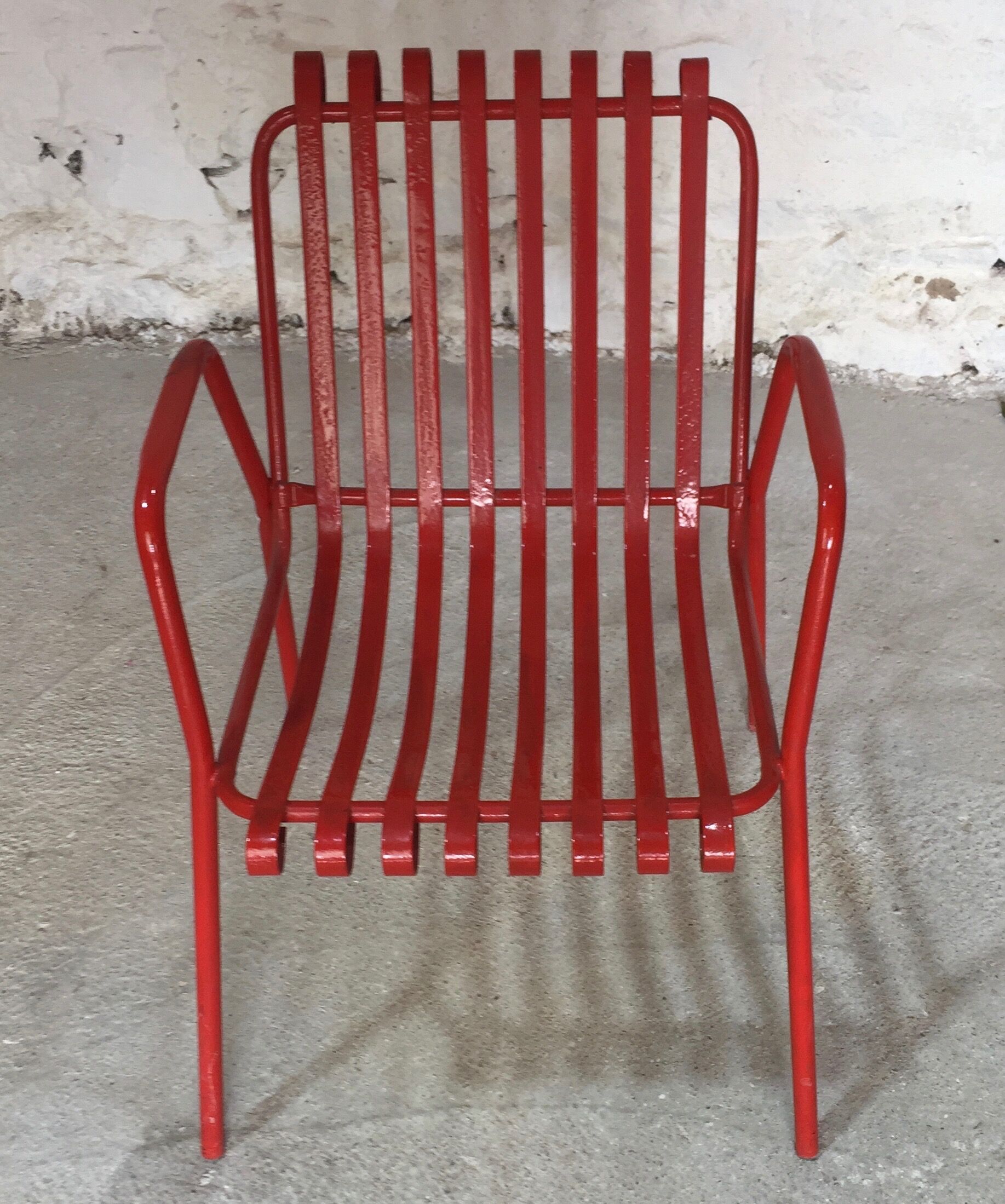 1960s red metal chair published by Stil Garden