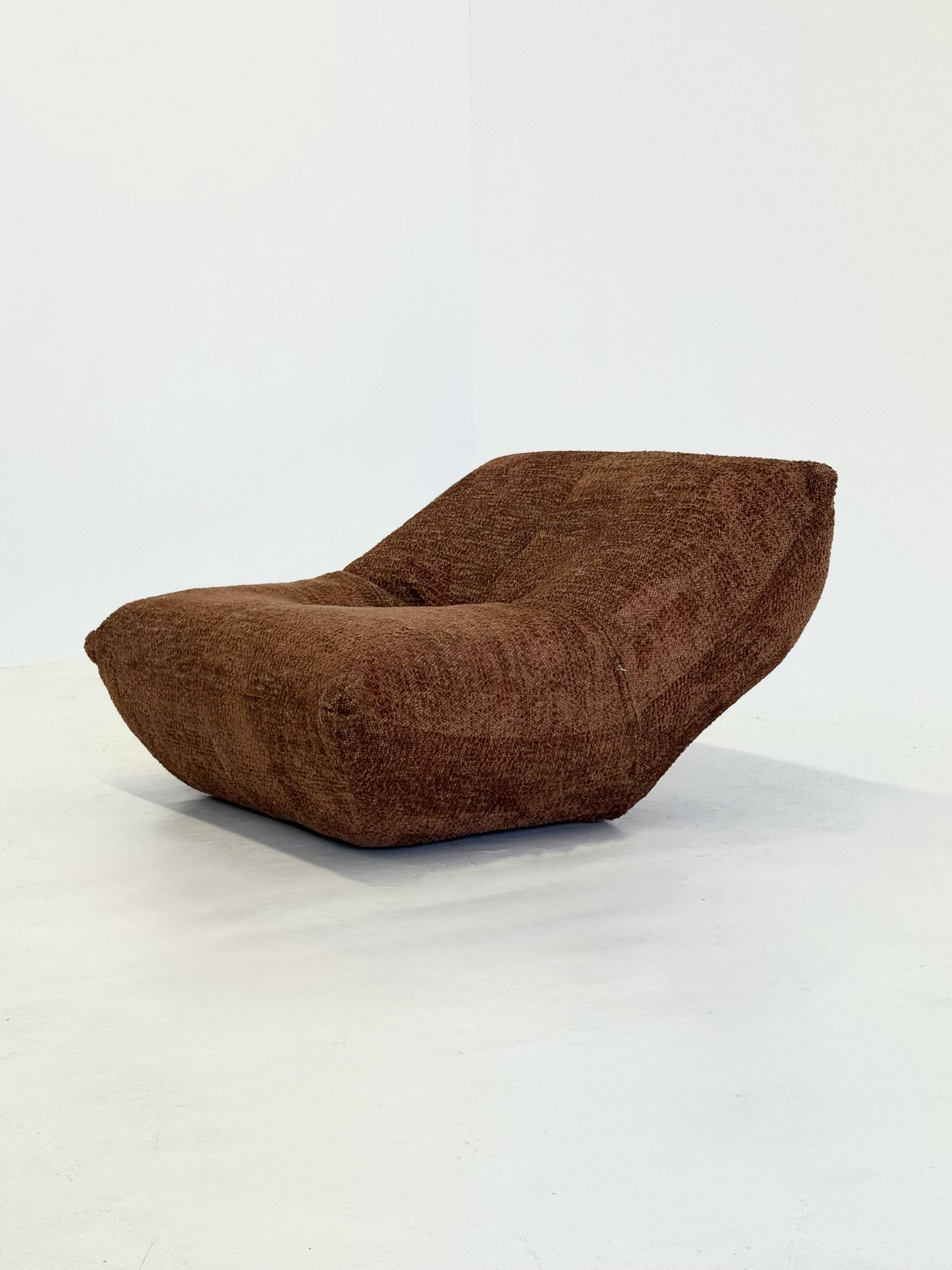 Papillon lounge chairs by Guido Maria Rosati for Giovannetti in rust brown