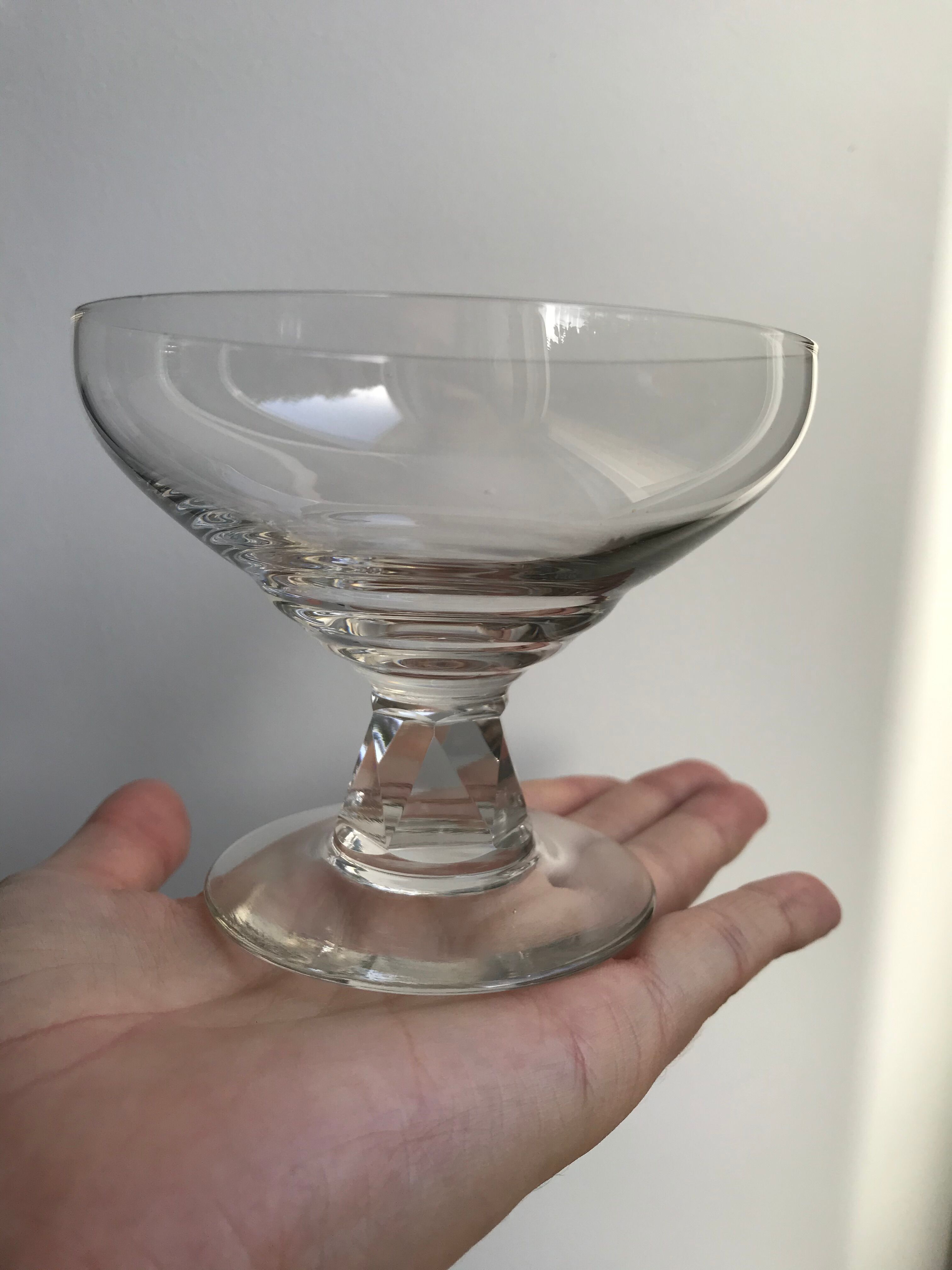 Set of 5 crystal champagne glasses faceted feet art deco 20-30s