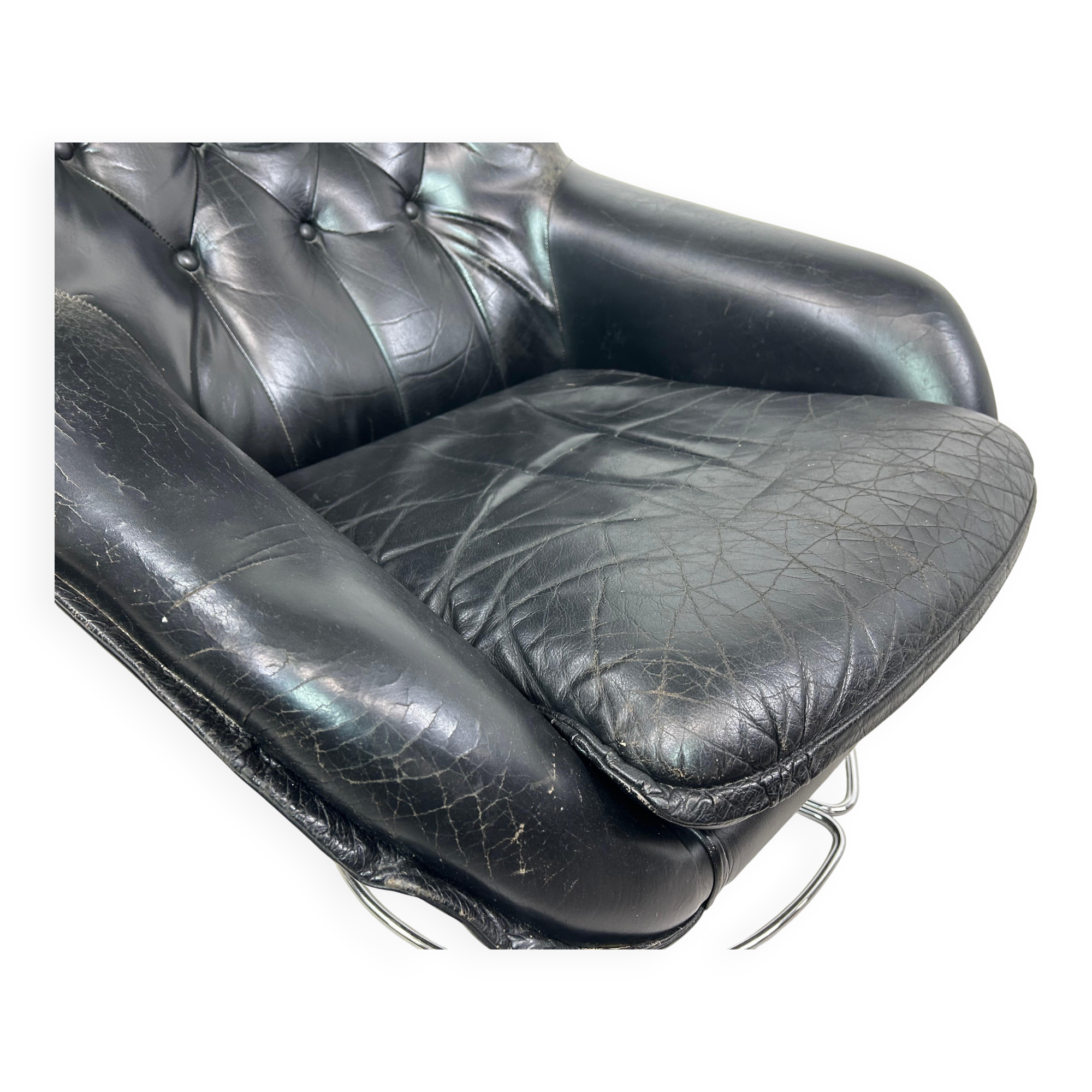 Black leather wingback swivel chair by PeeM