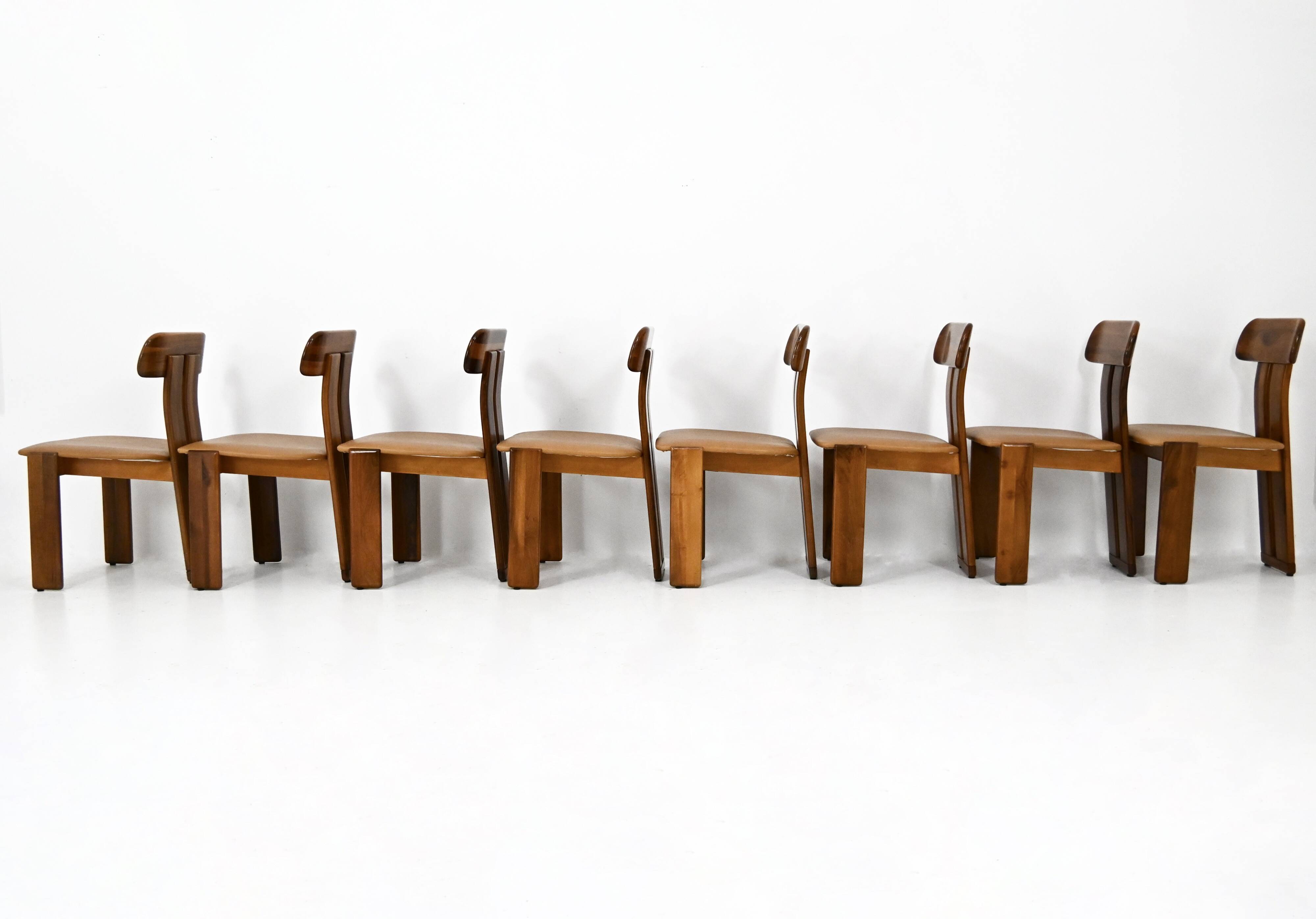8 "Sapporo" chairs by Mario Marenco for Mobilgirgi, 1970s