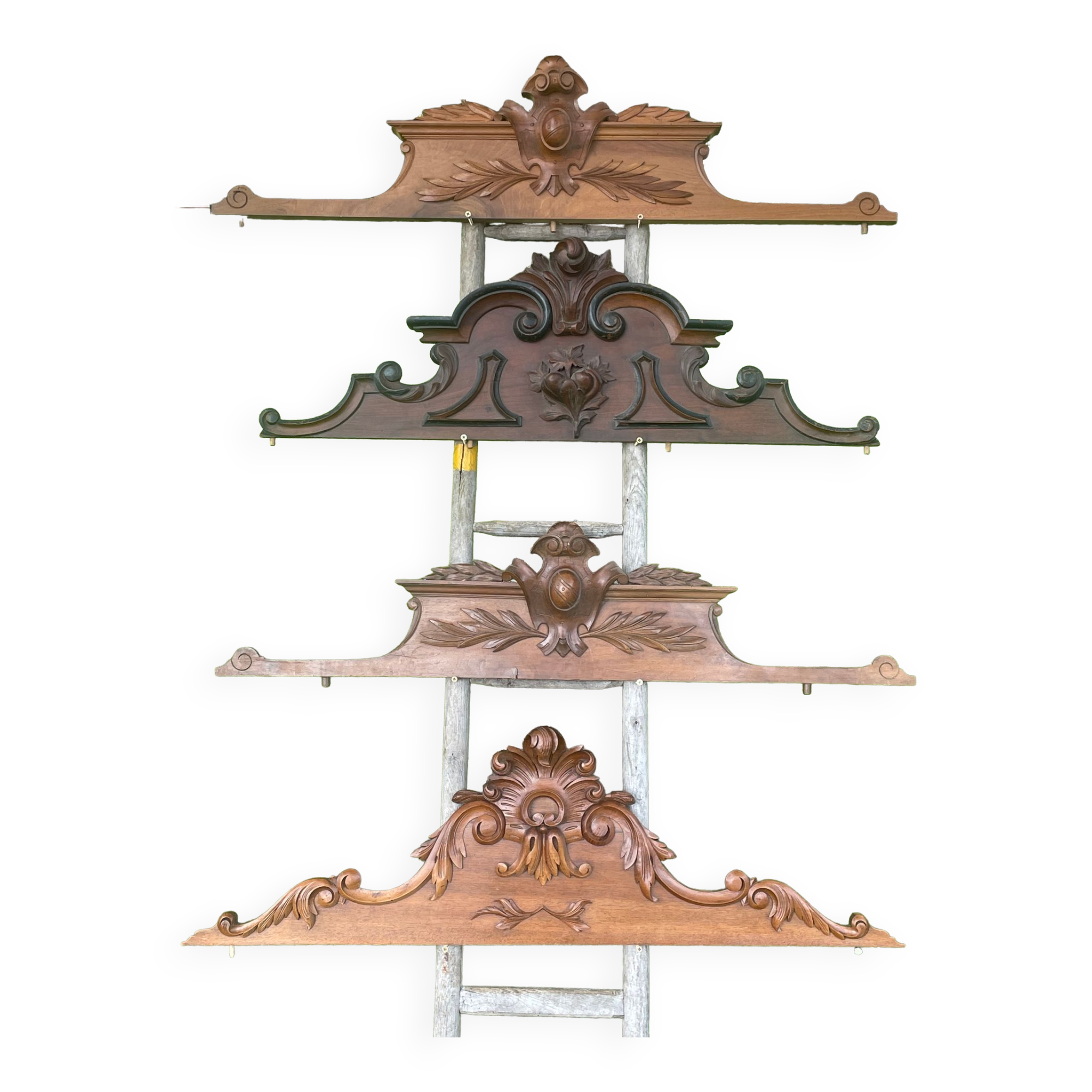 Pediments for wall decoration