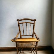Ancienne chaise haute bébé ou poupée bambou début XXème