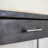 Kitchen shelf with industrial style wheels