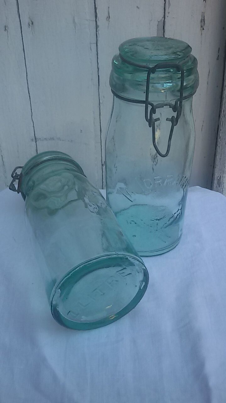 Two jars glass La Lorraine