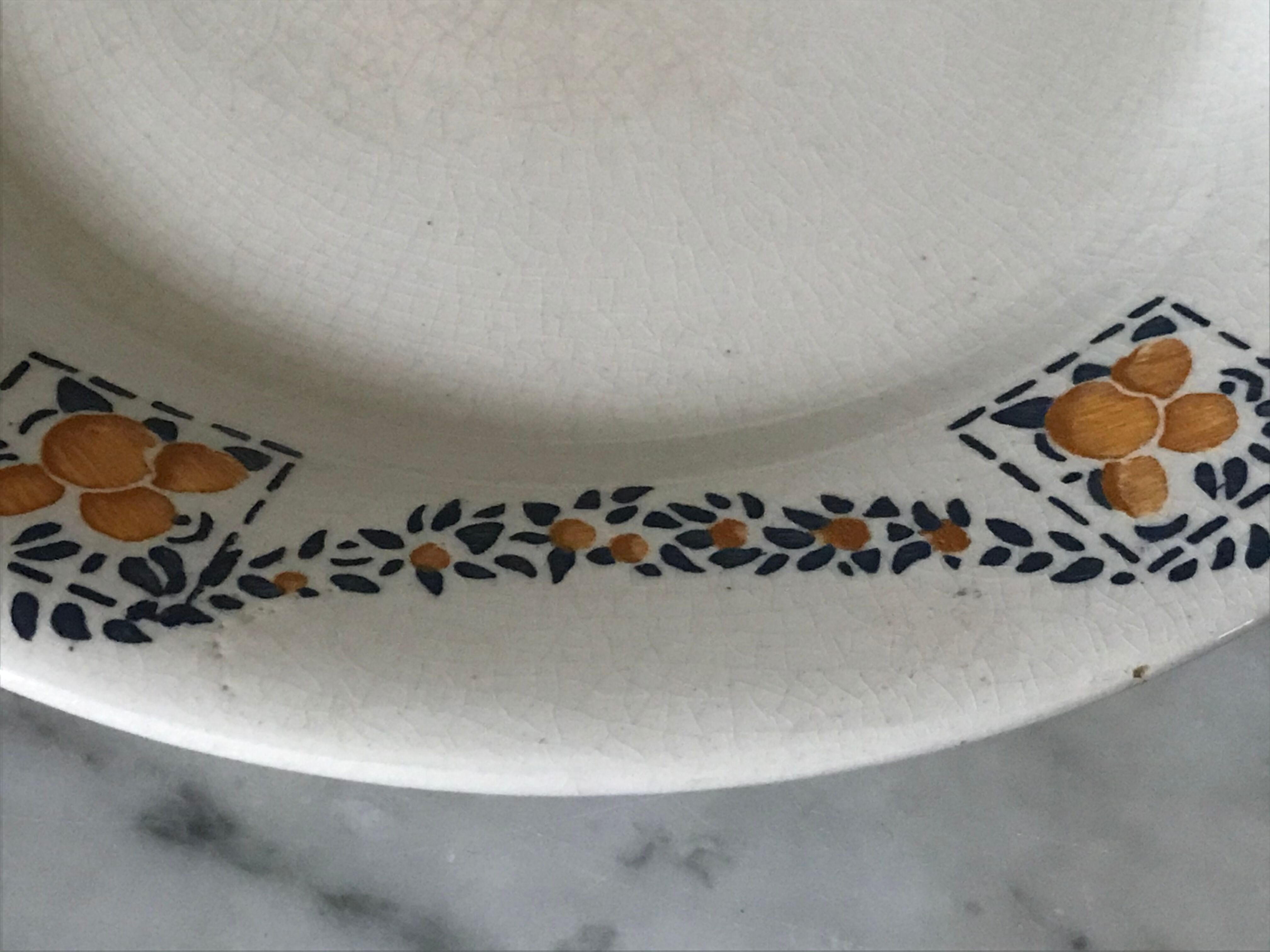 Old dishes HBCM model Georges