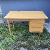 Scandinavian desk with drawer box