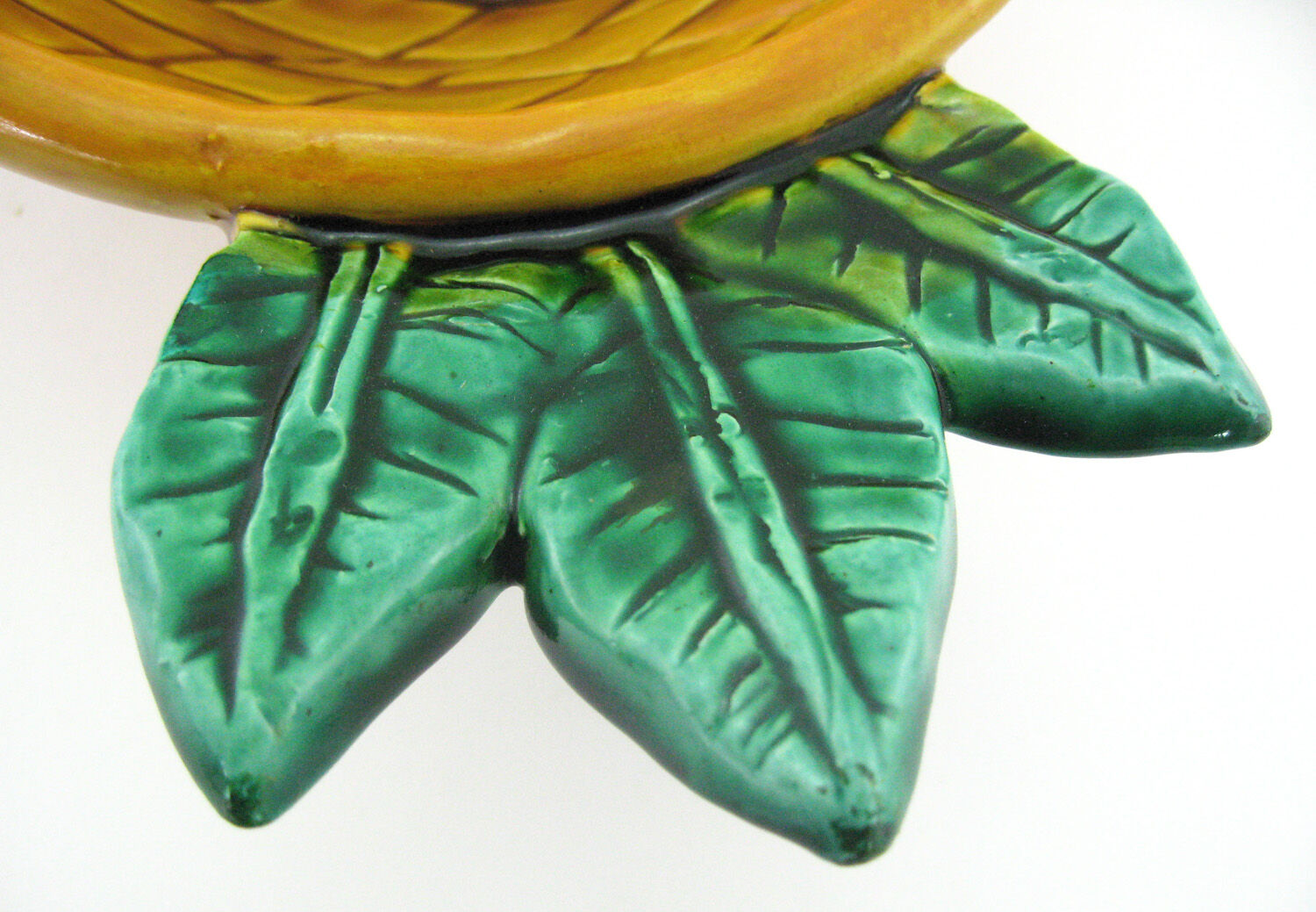 Yellow and green ceramic salad - pineapple-shaped barbotine - Vallauris France - vintage 60s