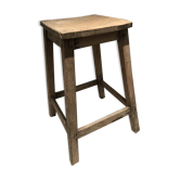 Tabouret en bois brut