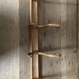 Tuna coat rack