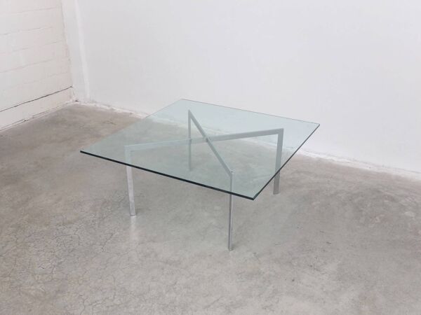 Table basse en verre 'Barcelona' par Mies Van Der Rohe pour Knoll, 1929