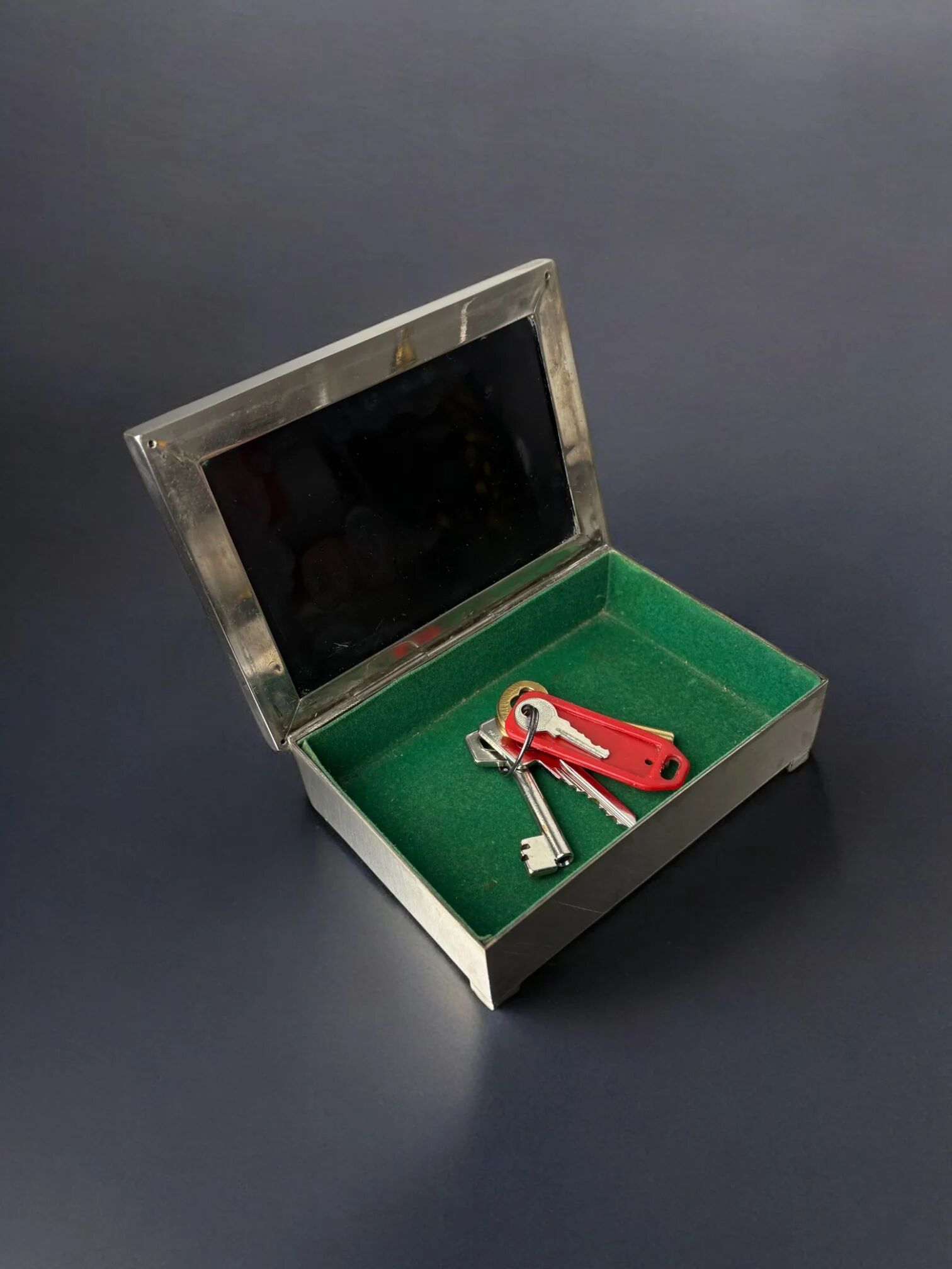 Lucite & rattan chromed vanity box, Christian Dior style, 1970s