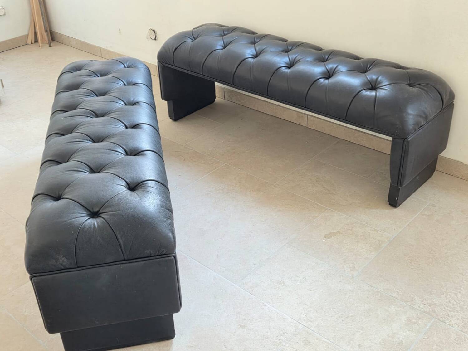Leather banquettes