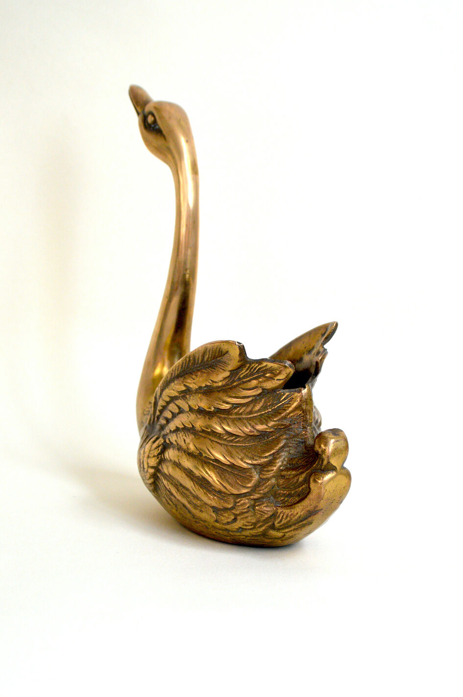 Brass swan pot cover