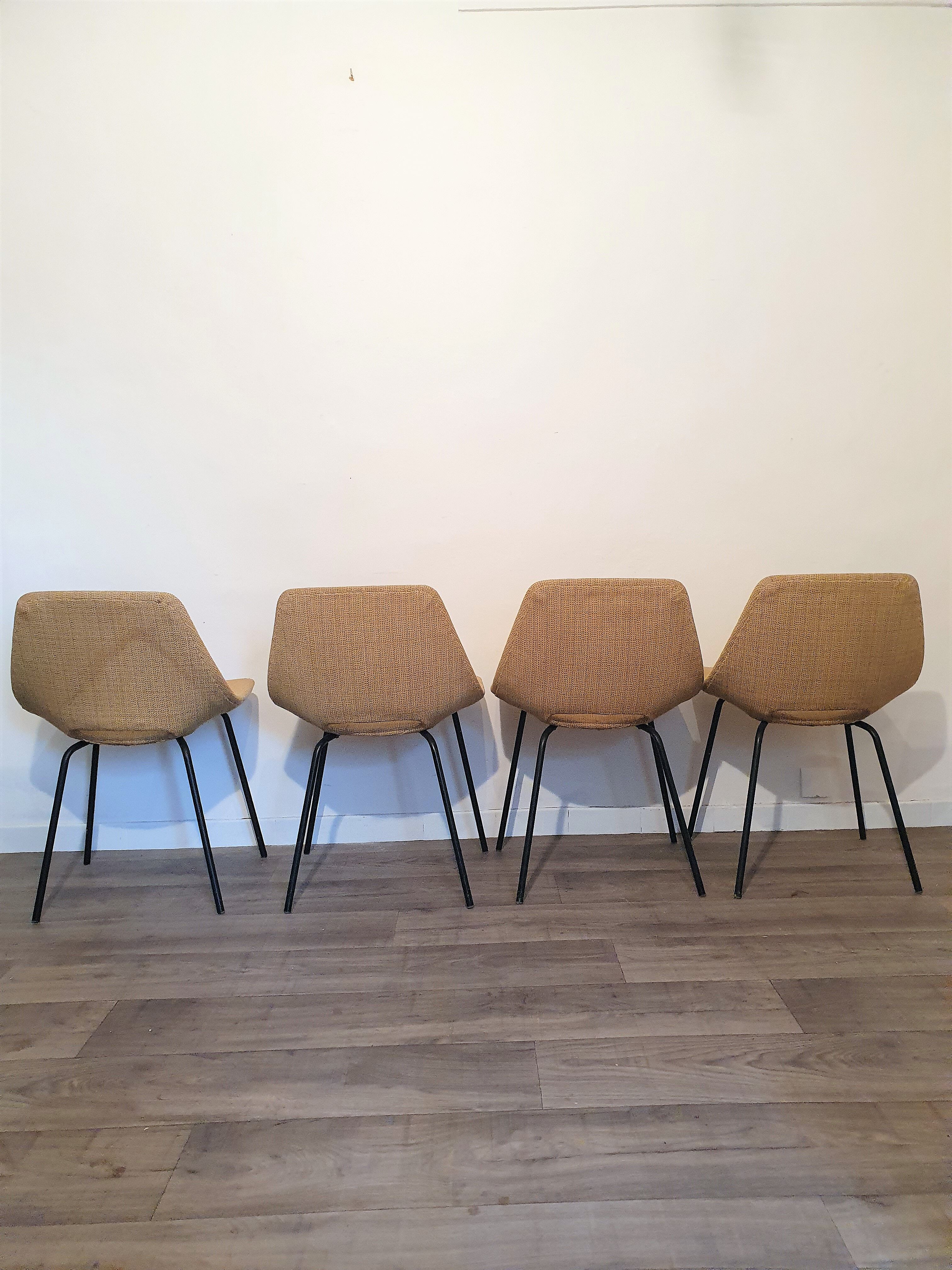 Suite of 4 chairs of Pierre Guariche model amsterdam . 1955