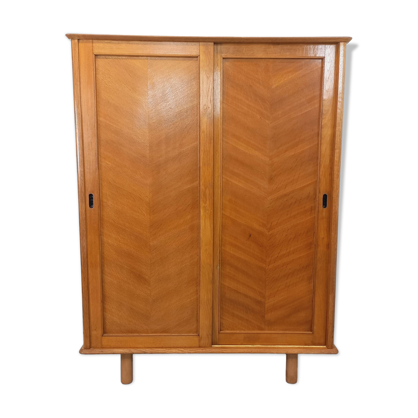 Vintage oak wardrobe from the 1960s.
