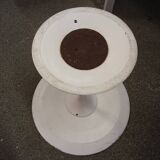Side table by Eero Saarinen for Knoll International