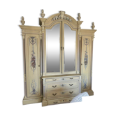 Armoire Laquée de Style Louis XVI