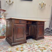 Bureau à caisson de changeur en noyer xviii eme siècle