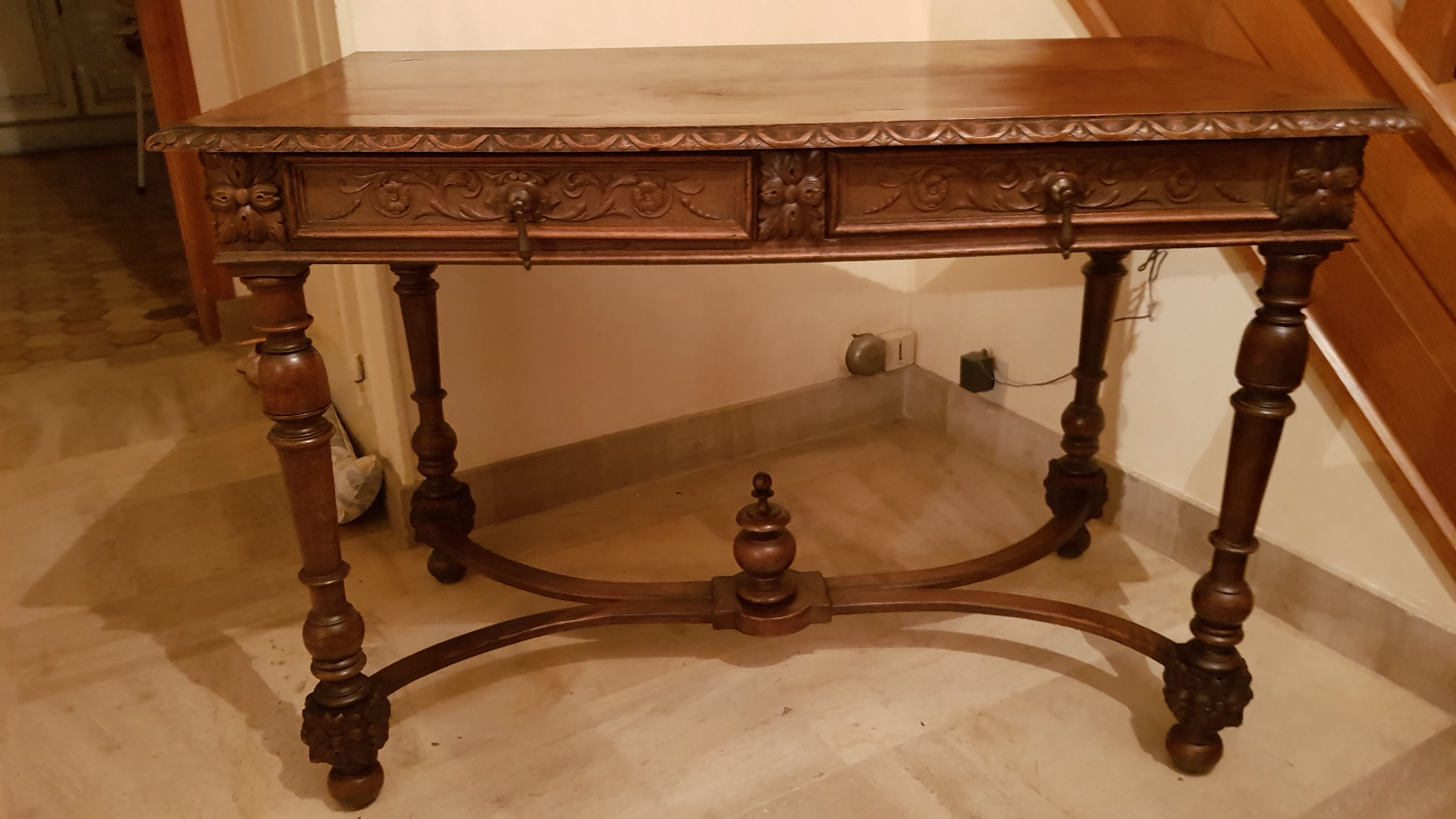Louis XIII style desk