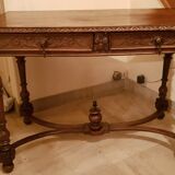 Bureau de style Louis XIII