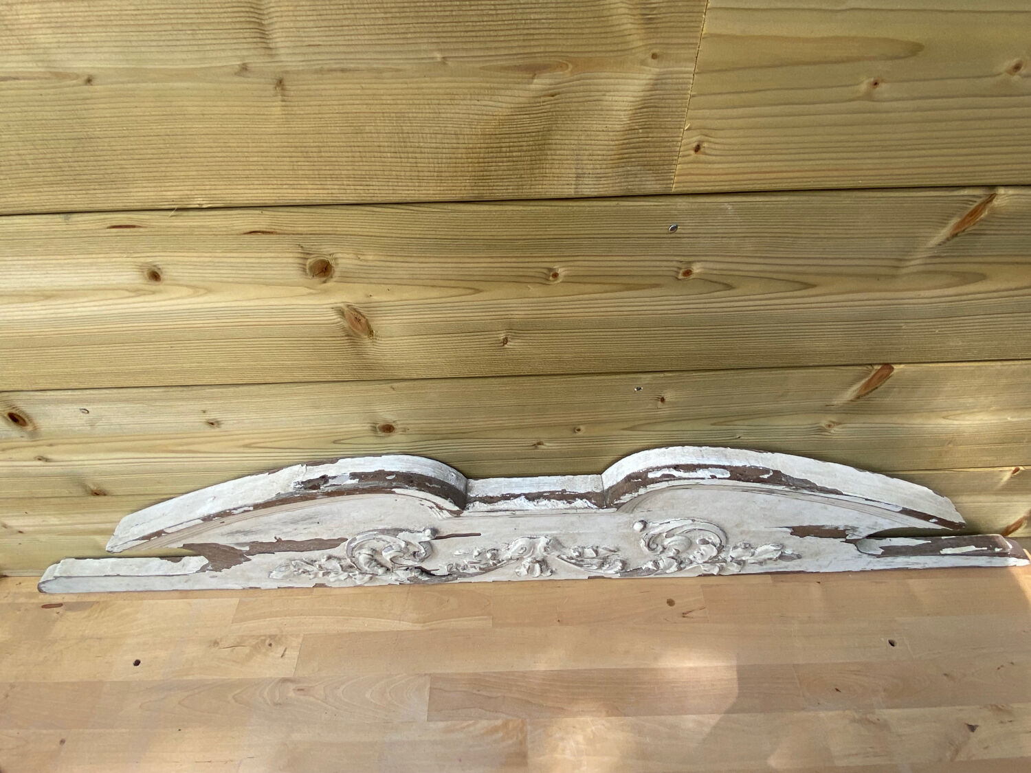 Patinated wooden pediment