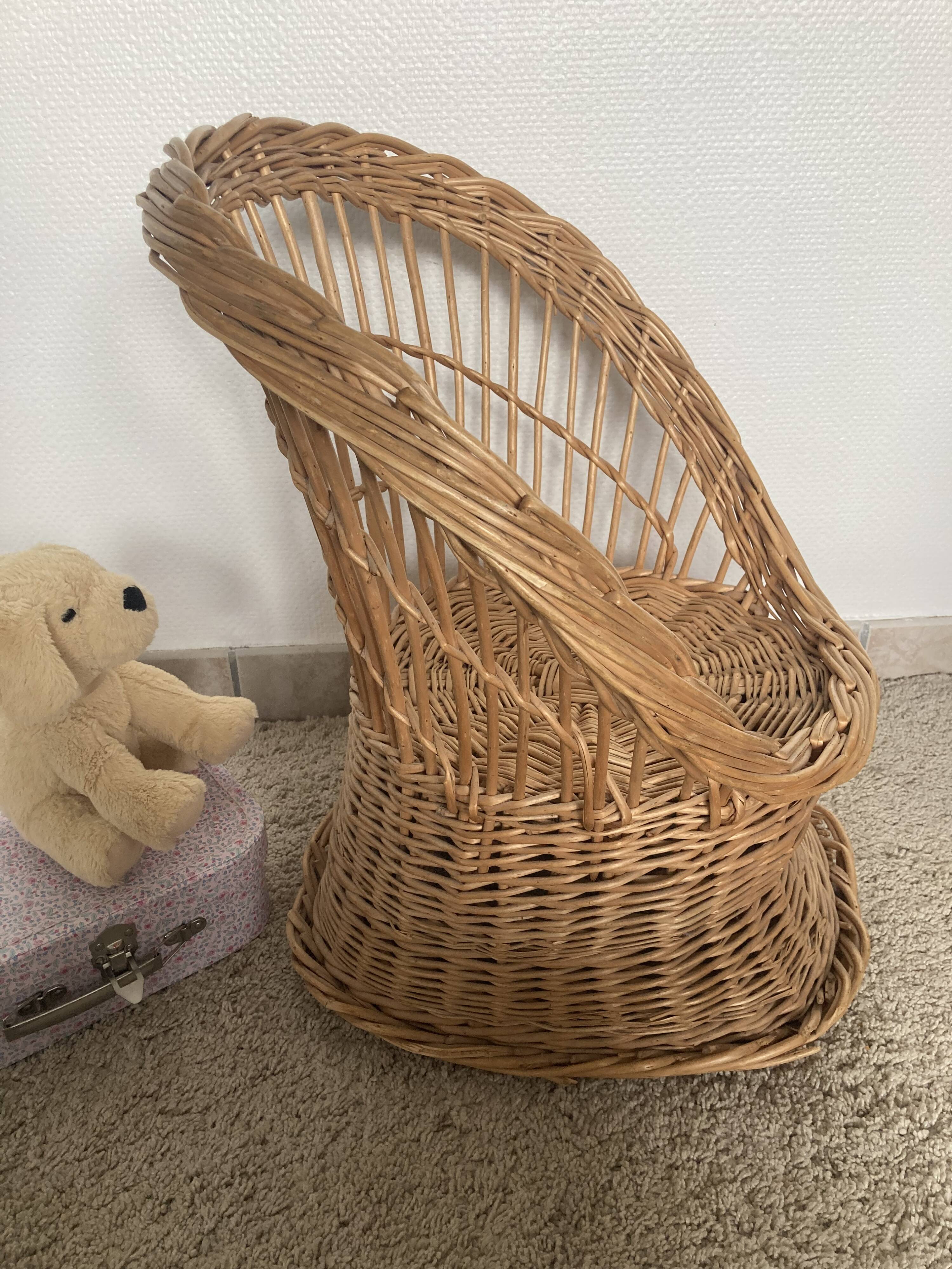 Children's rattan chair
