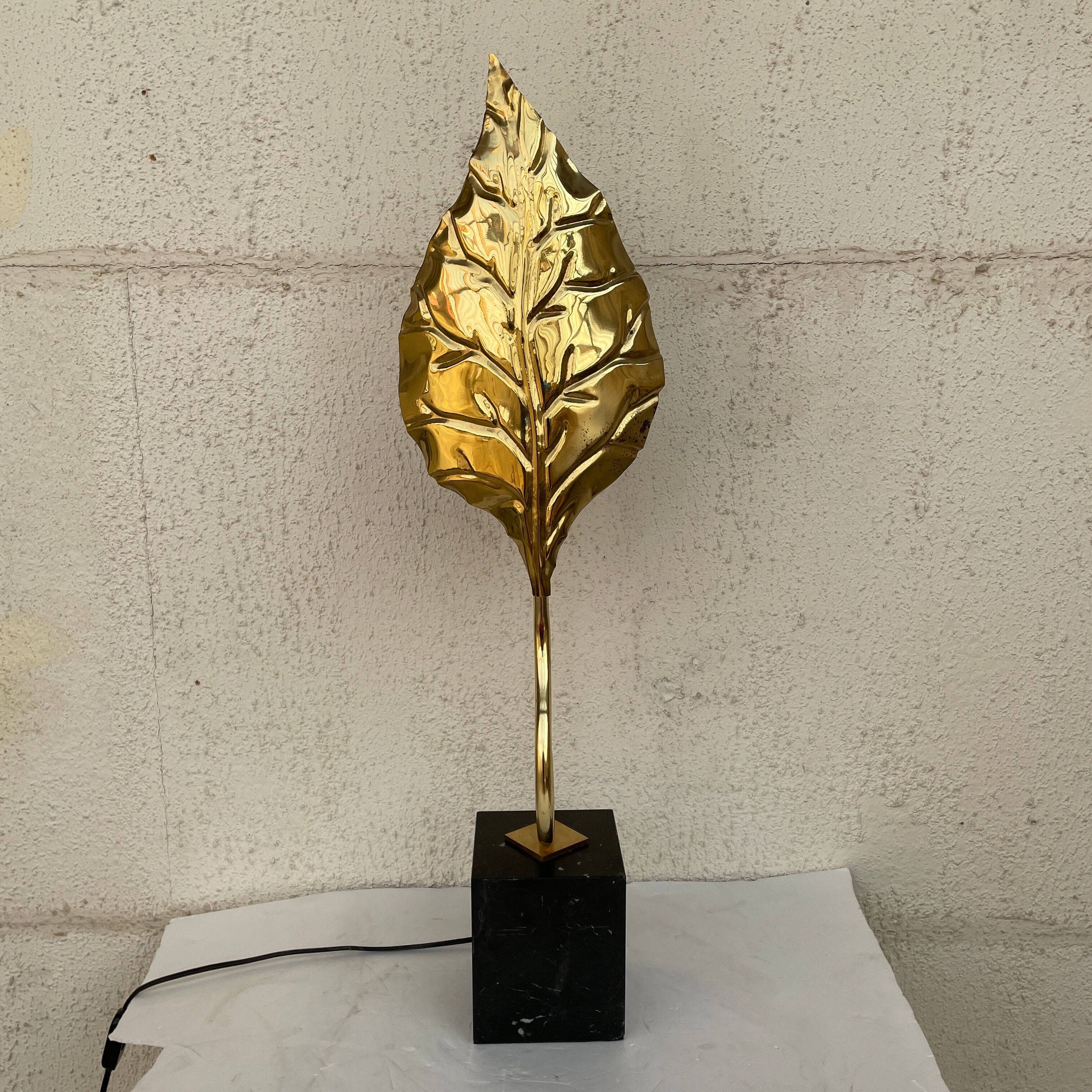 golden flower lamp design 1970