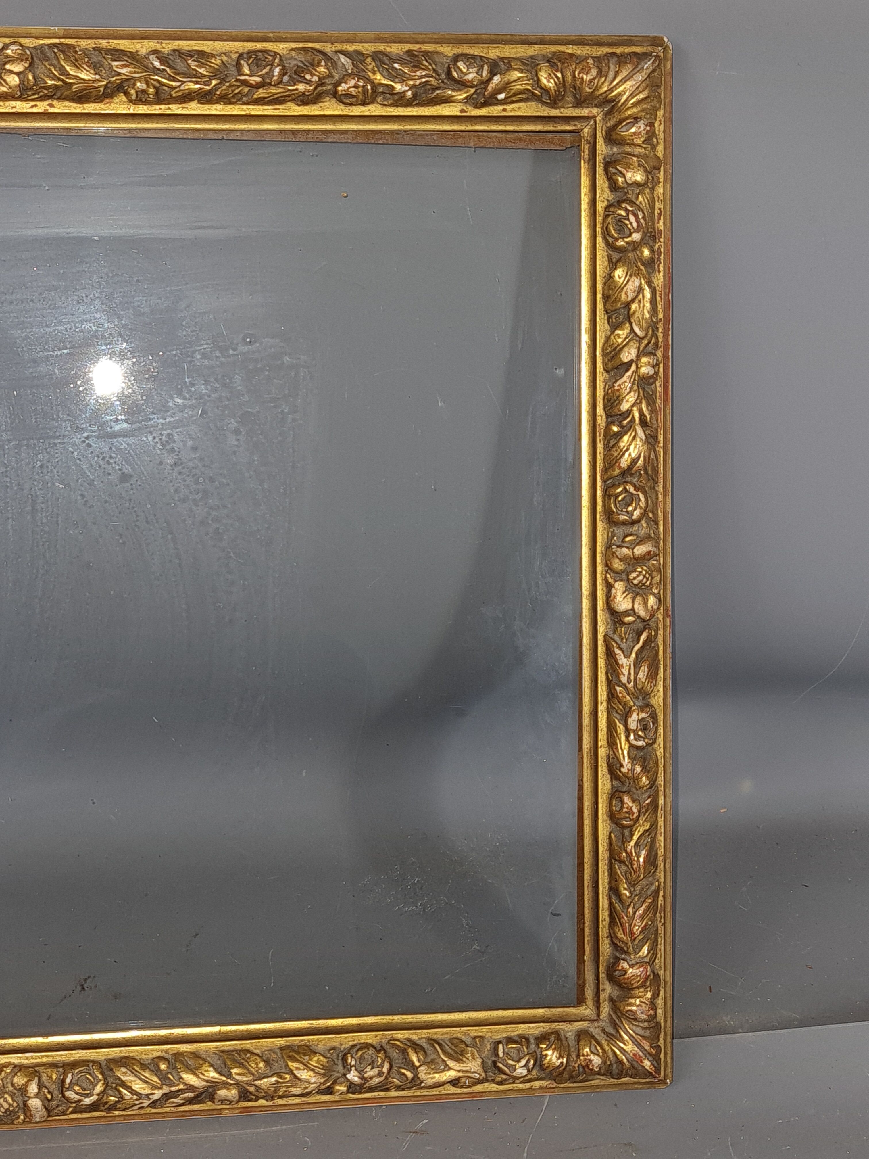 Nineteenth century frame gilded stucco wood decoration of roses 34x27 foliage 30.8x24.2 cm SB