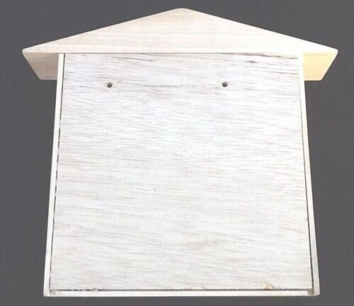 Wall key box Wooden maisonette