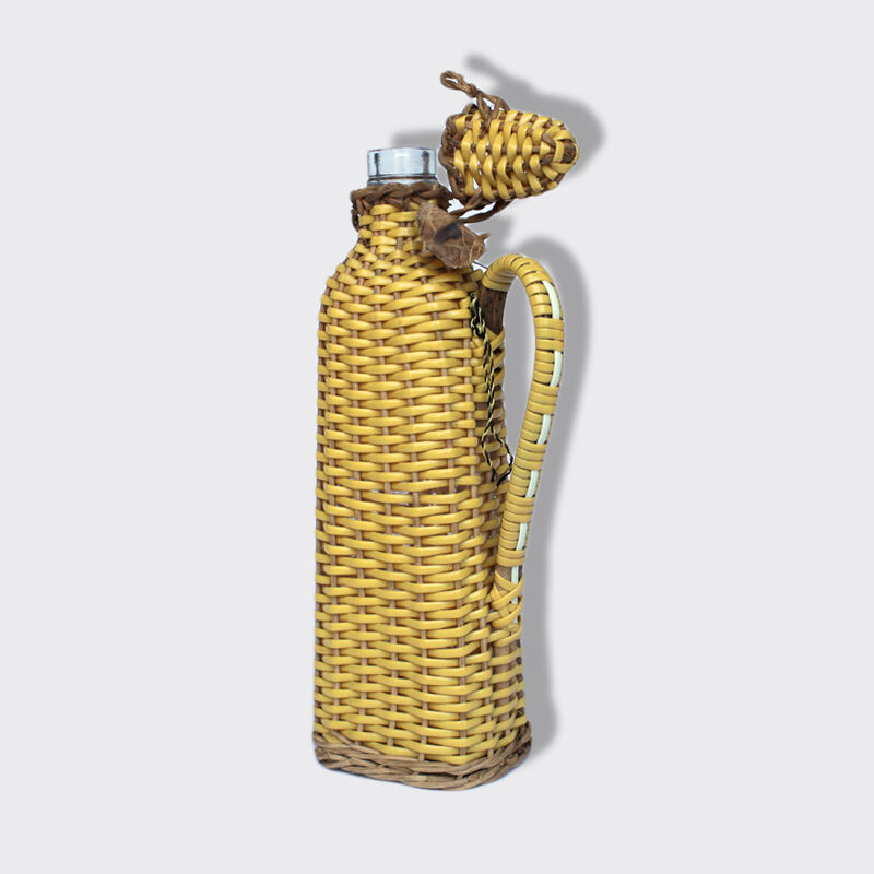 Bottle scoubidou braided, yellow straw 70s