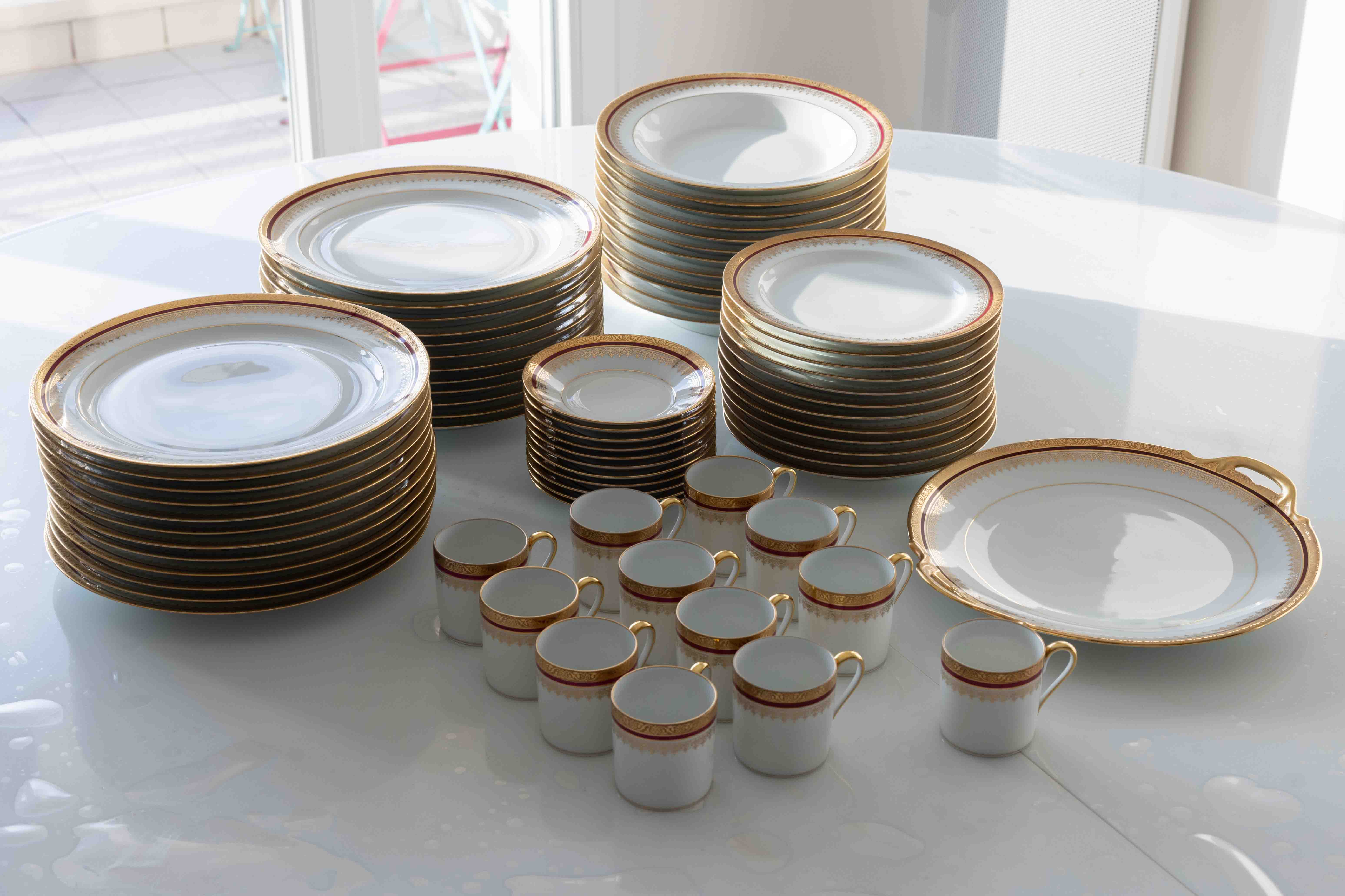 Sevice 72 pieces Limoges porcelain