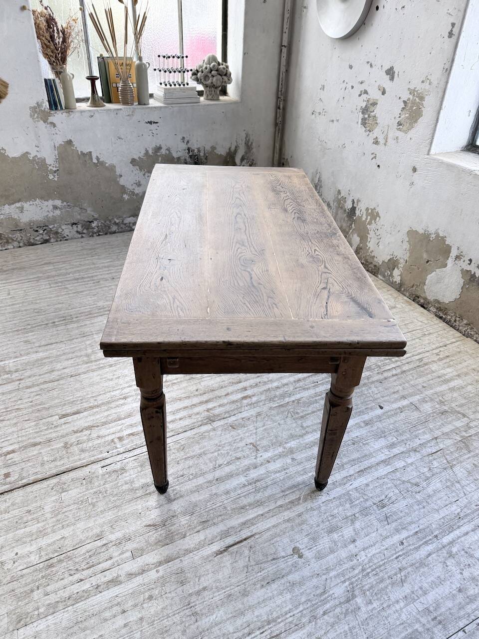 Solid oak farmhouse table with integrated extensions 1950