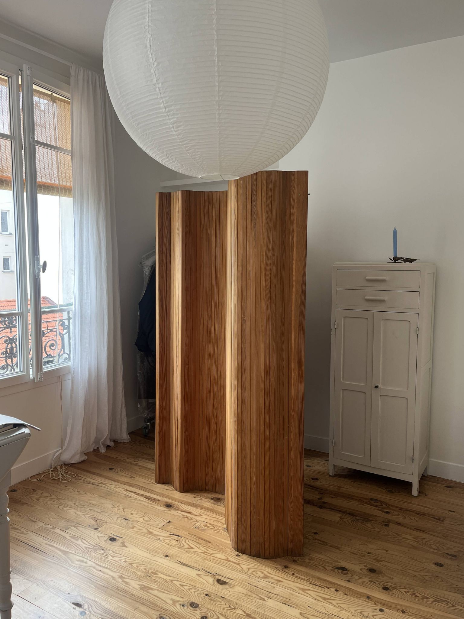 Wooden screen