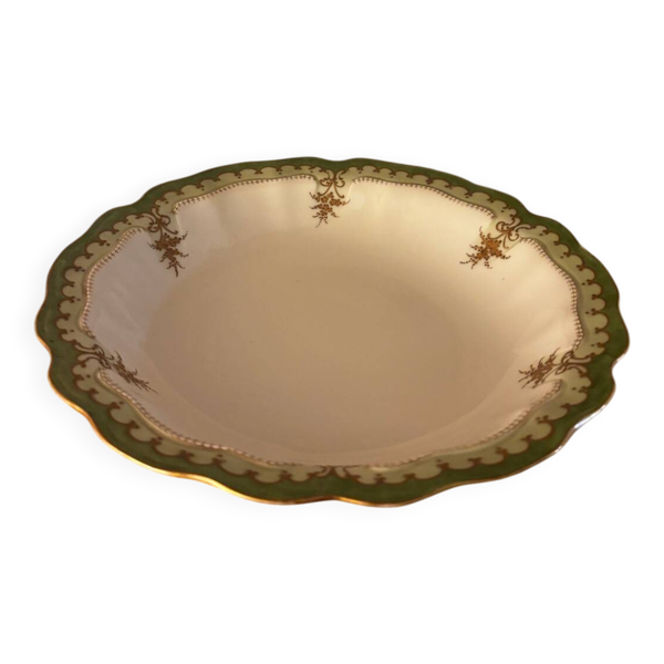 Plat creux de service vert à dorures porcelaine de Limoges