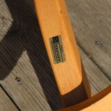 Simple baumann light parrot coat rack