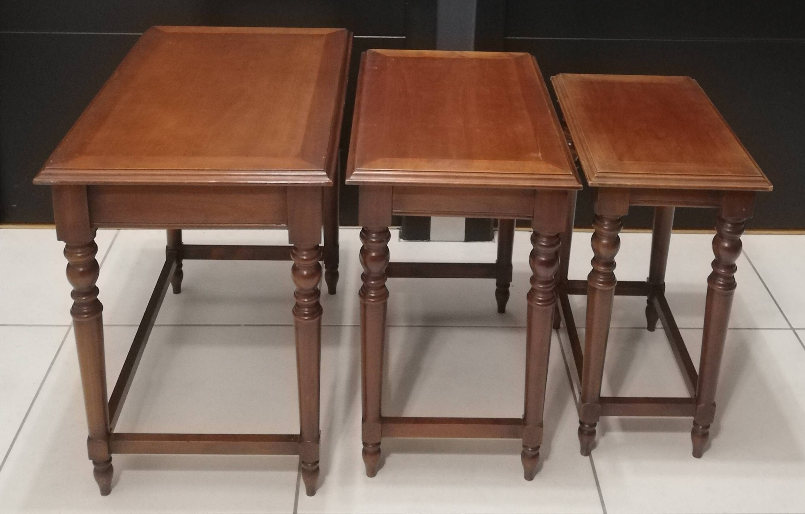 Built-in nesting tables