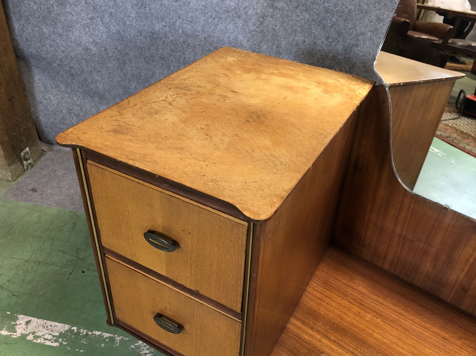 Hairdresser 1970s in teak and oak blond feet compass