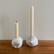 Duo de bougeoirs coquillage en céramique nacrée