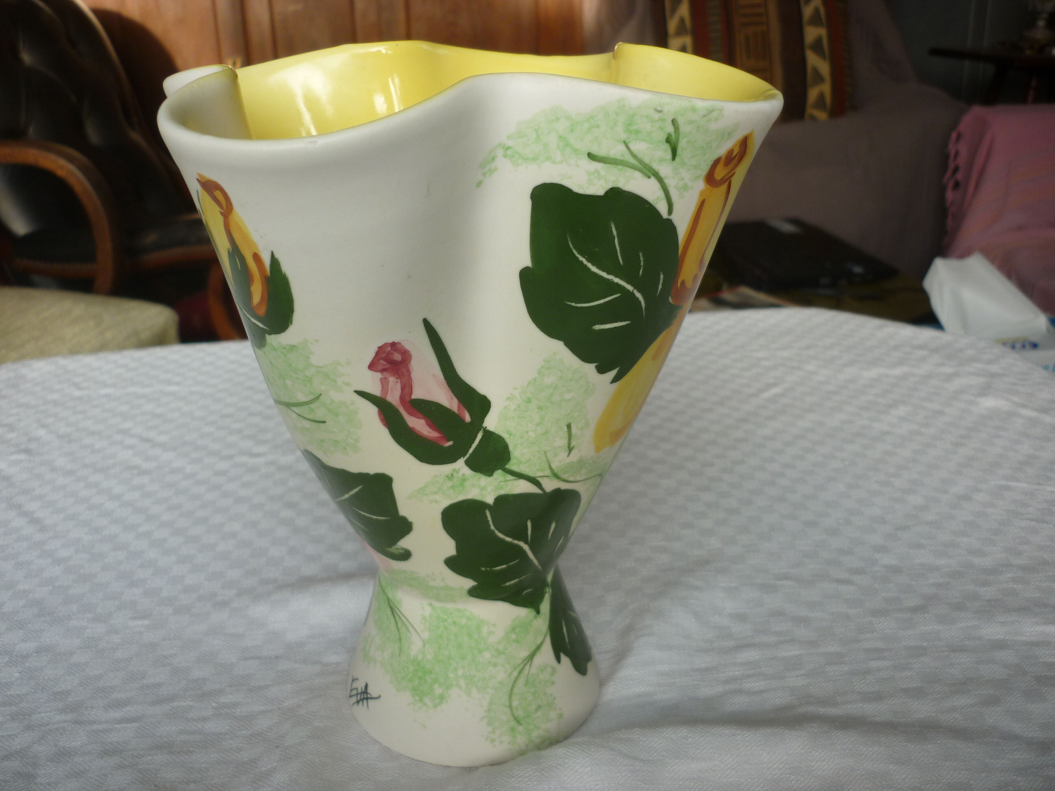 Vallauris cermal corolla vase