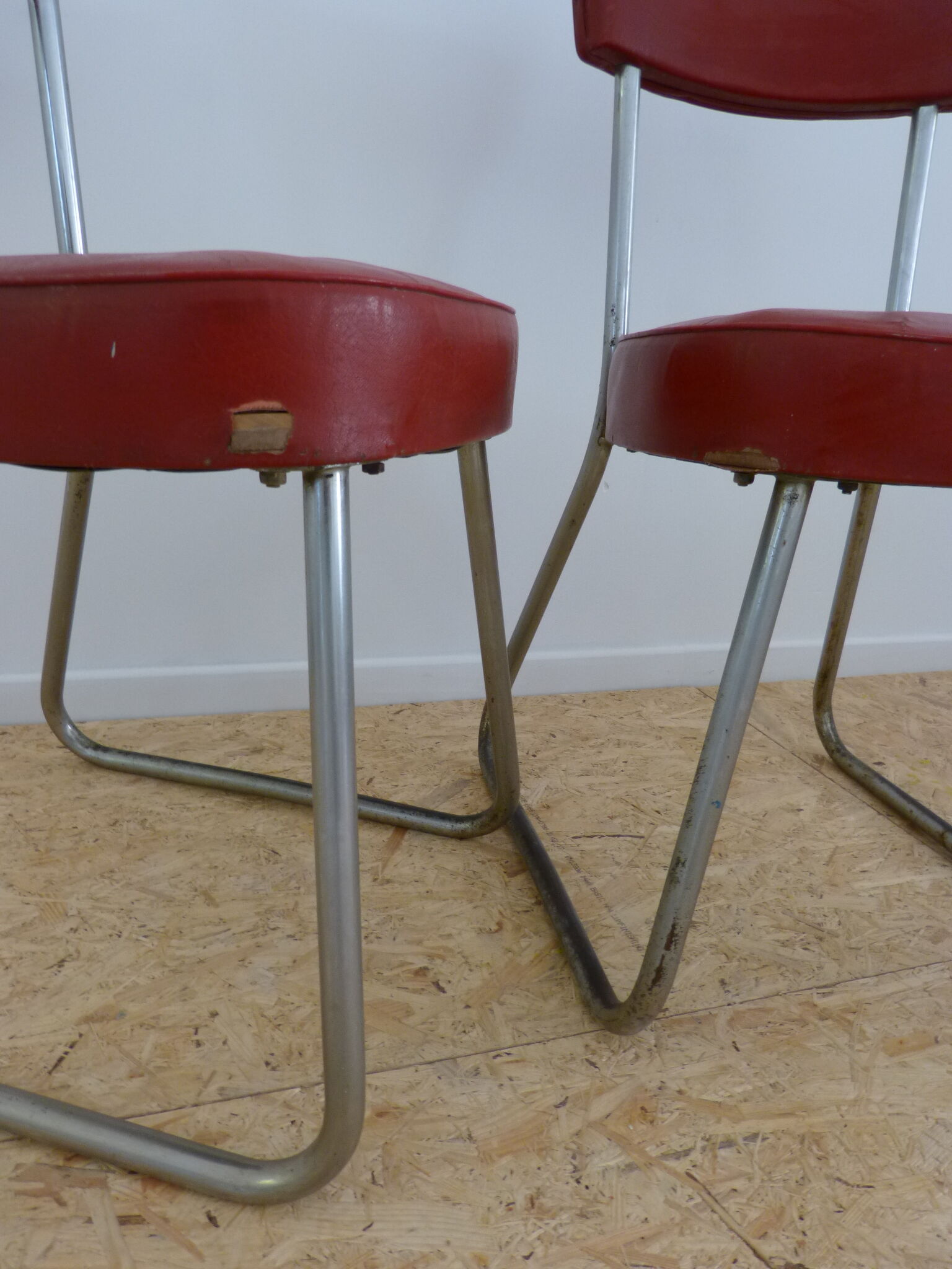 2 vintage Roneo chairs