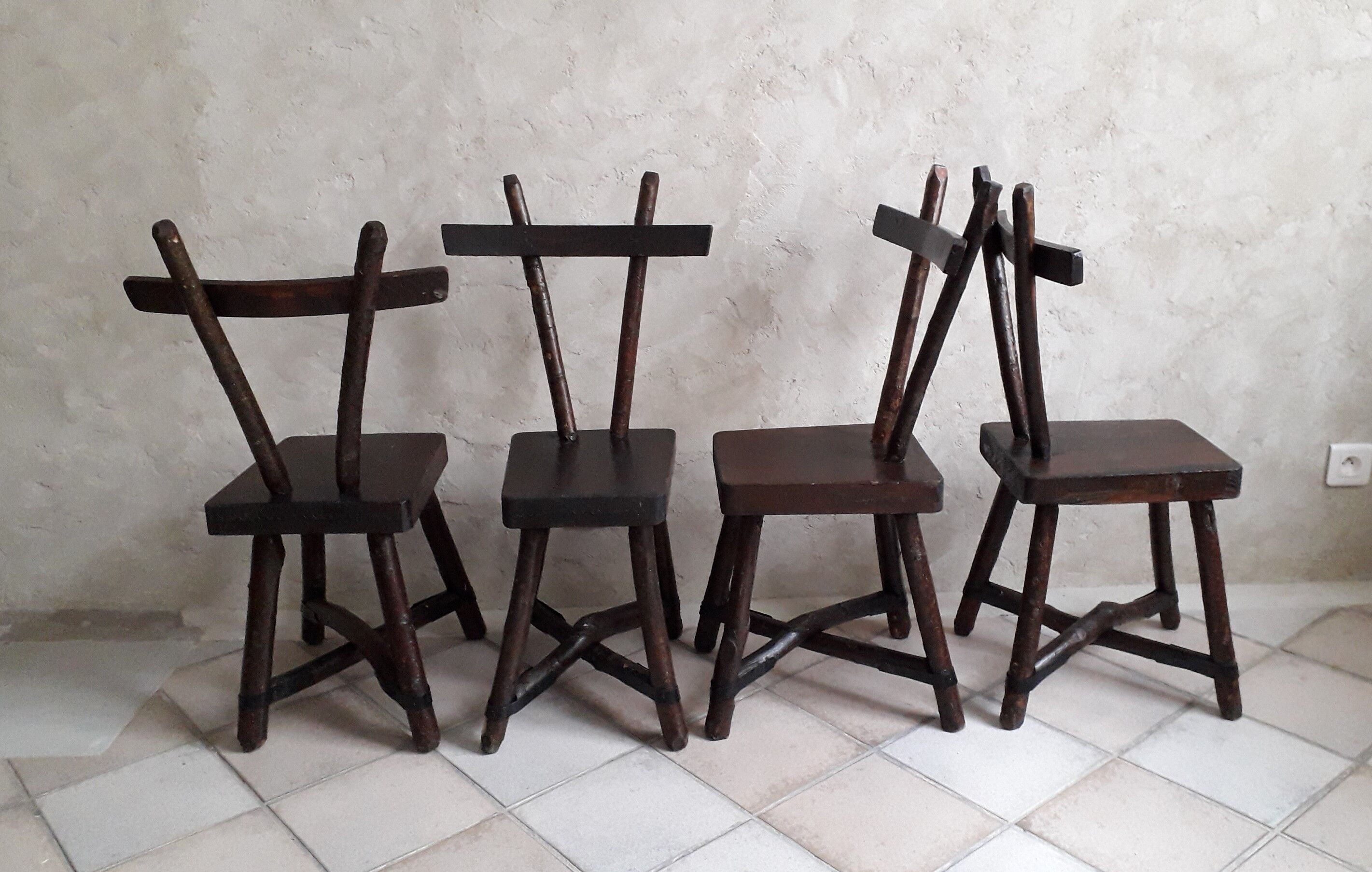 Paire de chaises brutalistes