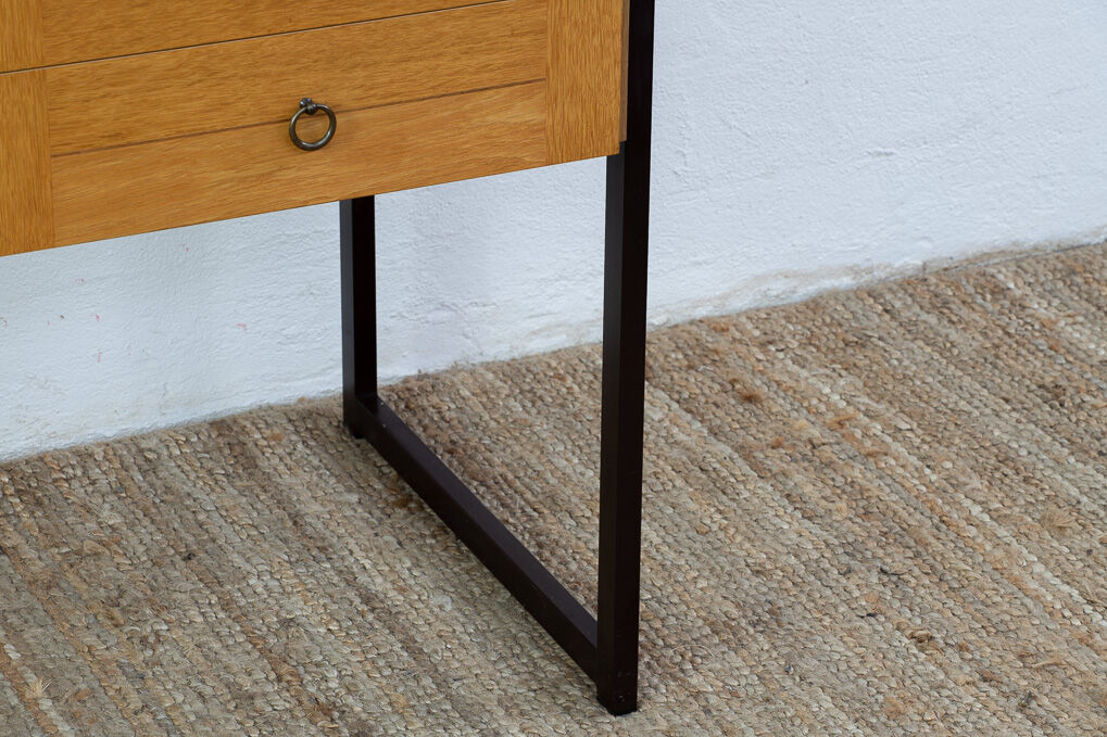 Scandinavian desk 120 cm