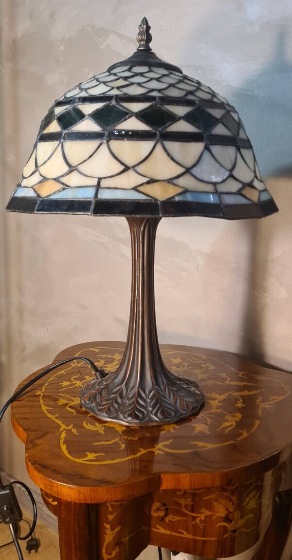 lampe sous license original tifany  eskriss verre vitrail  49x3 33