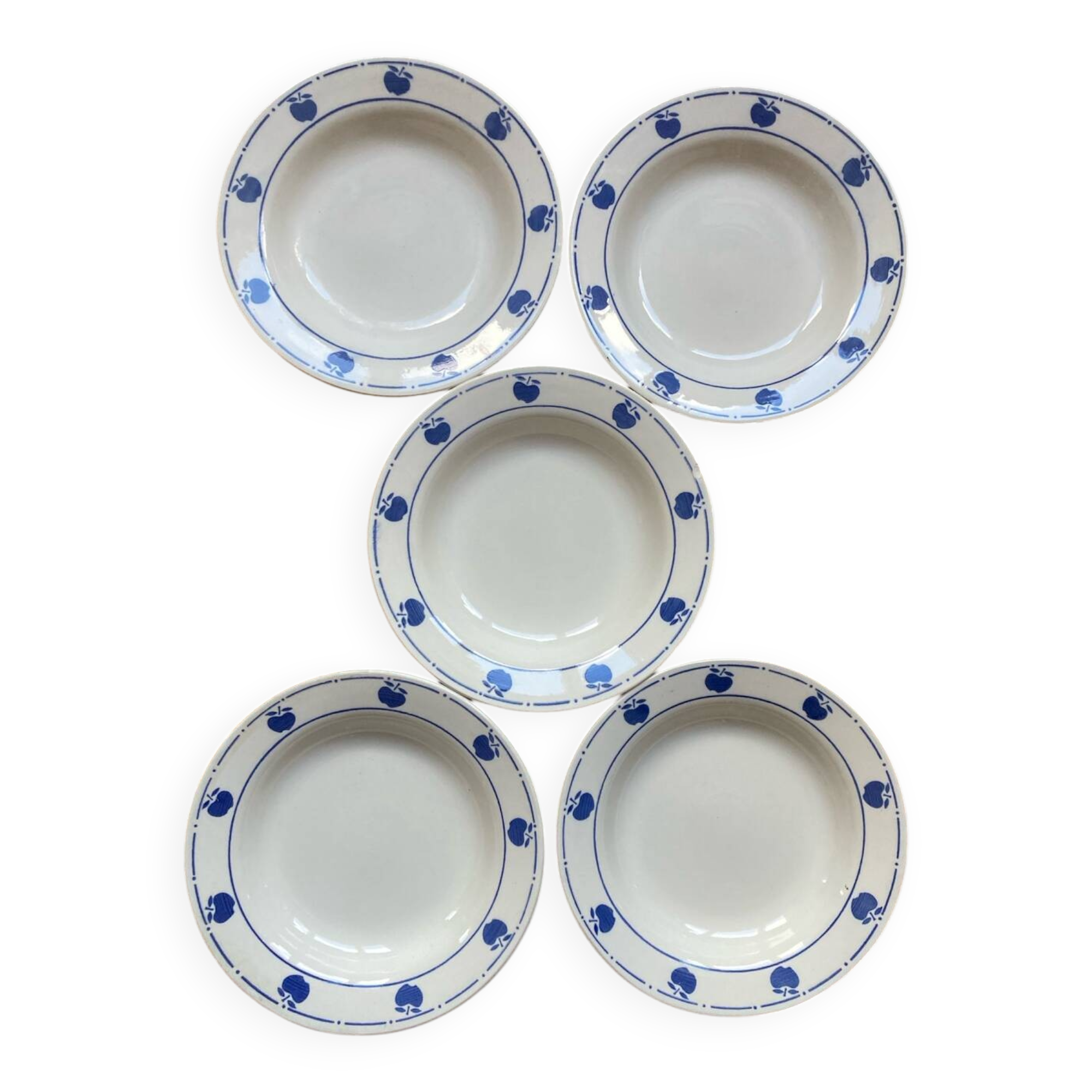 Deep plates with blue apple pattern