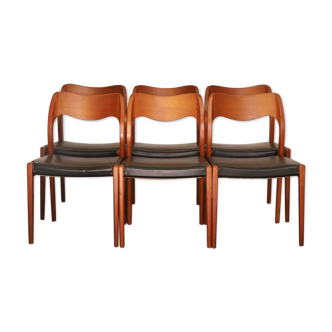 Suite of 6 Niels O. Moller chairs model 71